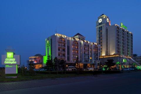 Holiday Inn Sea View Qinhuangdao Dış mekan fotoğraf