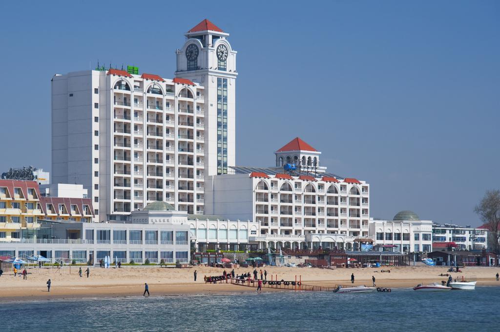 Holiday Inn Sea View Qinhuangdao Dış mekan fotoğraf