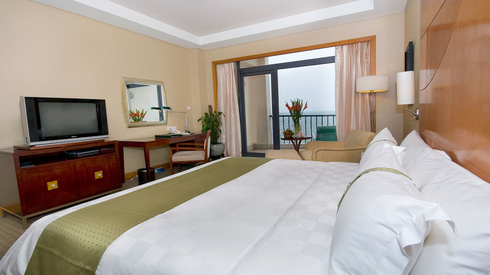 Holiday Inn Sea View Qinhuangdao Dış mekan fotoğraf